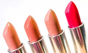 4 Different Lip Colors and How to Remove Lipstick Stains.