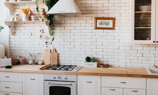 Clean Kitchen Ideas for Small Spaces.