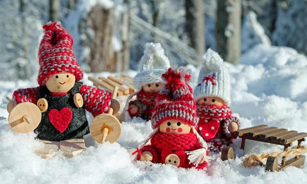 Christmas Figurine Decorations: Christmas Storage Tips